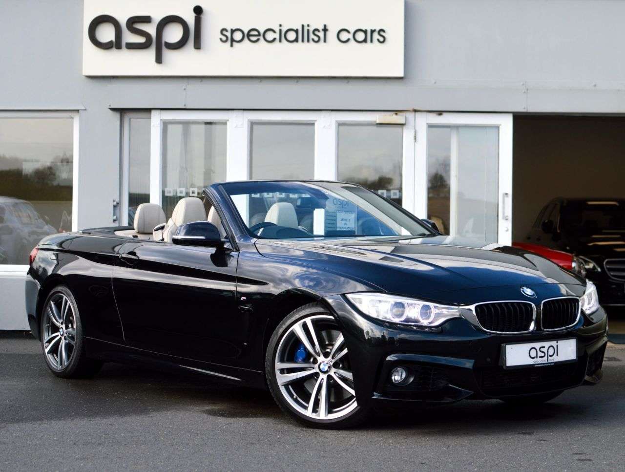 A 2015 BMW 4 SERIES 3.0 435i M Sport Convertible 2dr Petrol Auto Euro 6 (s/s) (306 ps) FULL DET A 2015 BMW 4 SERIES 3.0 435i M Sport Convertible 2dr Petrol Auto Euro 6 (s/s) (306 ps) FULL DET