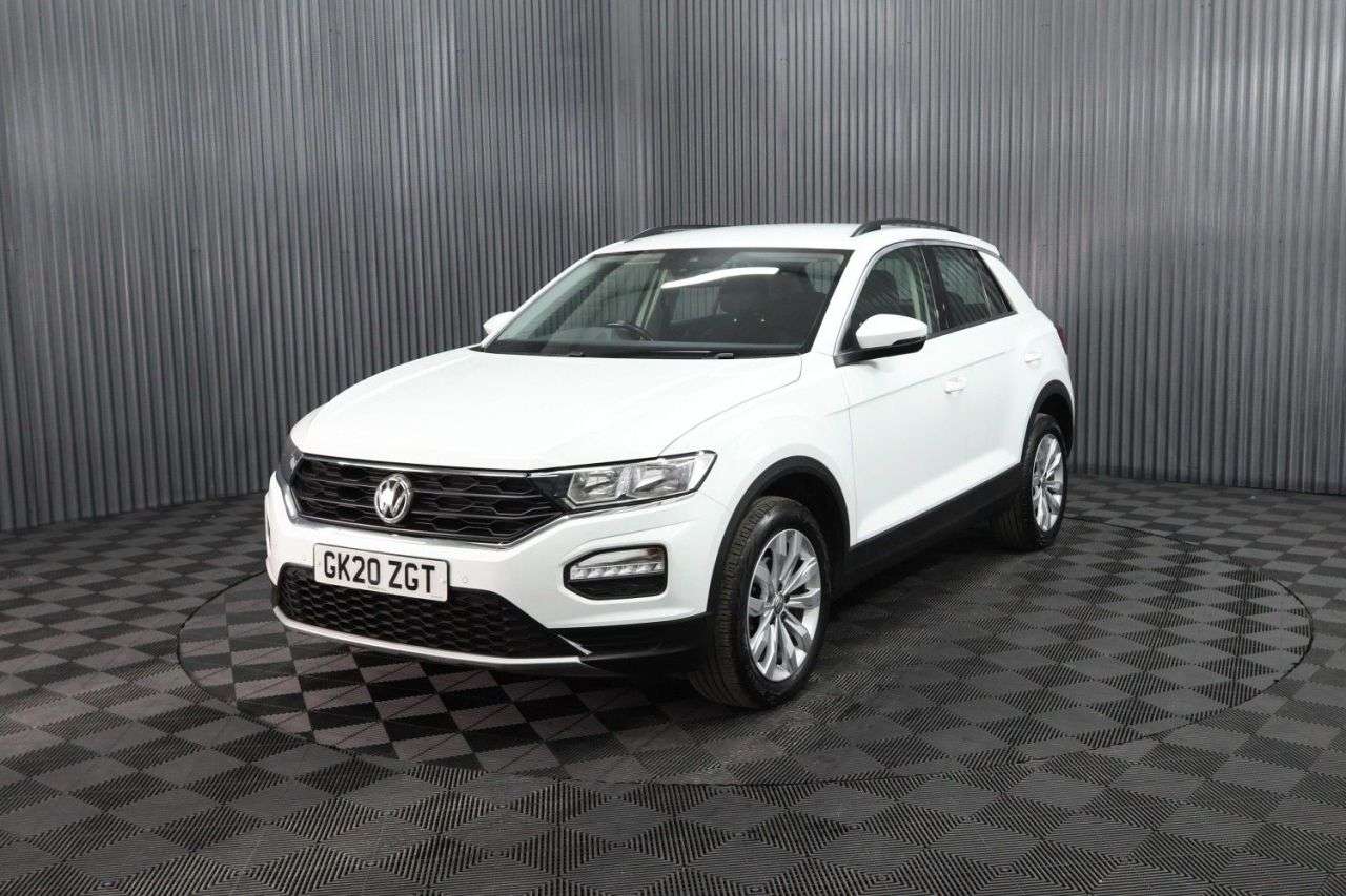 A 2020 VOLKSWAGEN T-ROC 1.0 TSI GPF SE SUV 5dr Petrol Manual Euro 6 (s/s) (115 ps) FULL SERVICE HIS A 2020 VOLKSWAGEN T-ROC 1.0 TSI GPF SE SUV 5dr Petrol Manual Euro 6 (s/s) (115 ps) FULL SERVICE HIS