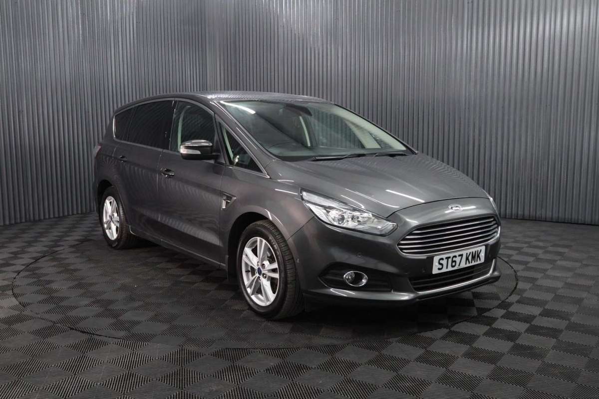 Check out this Ford S-max 2018 Diesel Manual