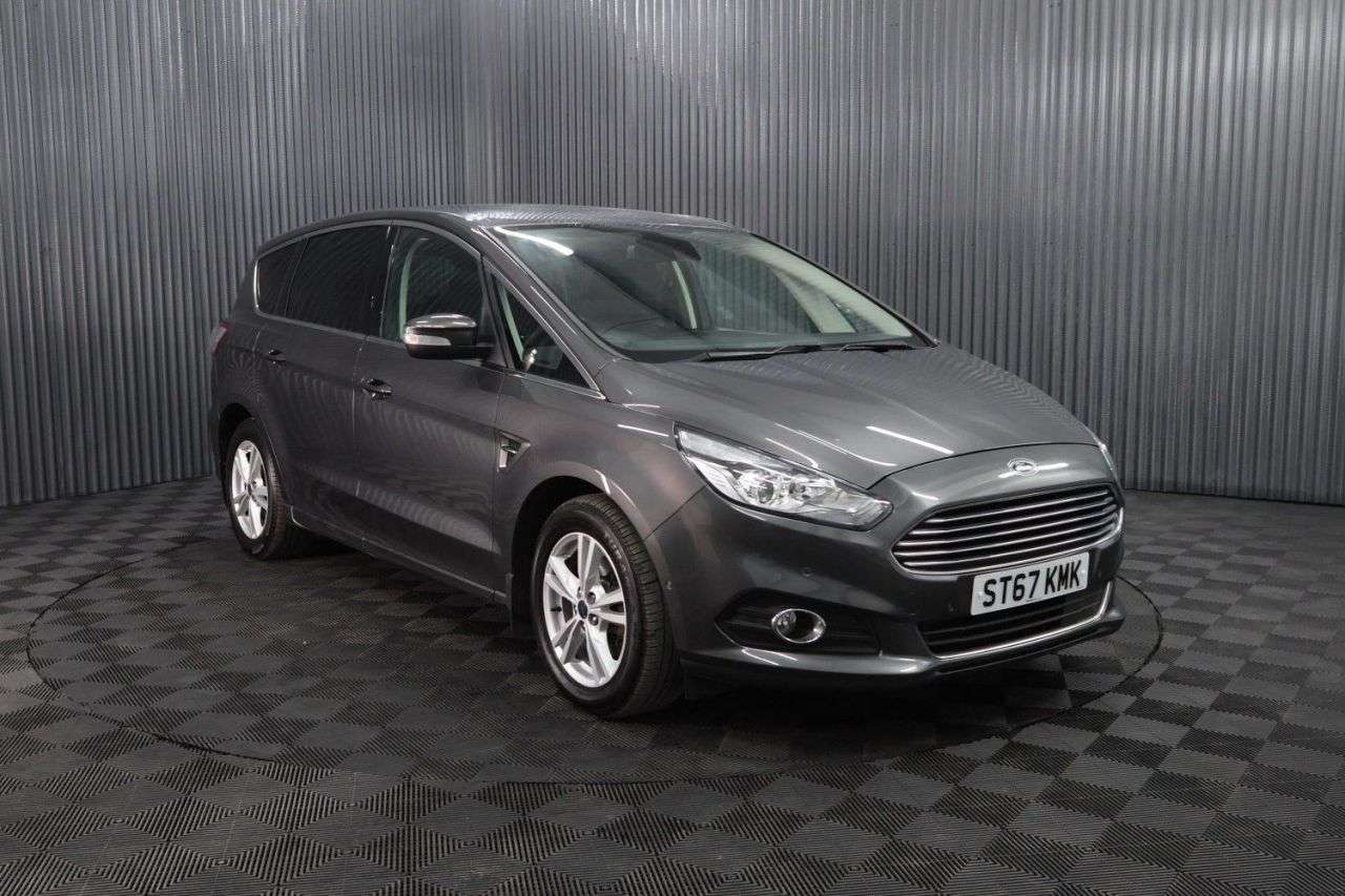 A 2018 FORD S-MAX 2.0 TDCi Titanium MPV 5dr Diesel Manual Euro 6 (s/s) (150 ps) CRUISE CONTRO A 2018 FORD S-MAX 2.0 TDCi Titanium MPV 5dr Diesel Manual Euro 6 (s/s) (150 ps) CRUISE CONTRO