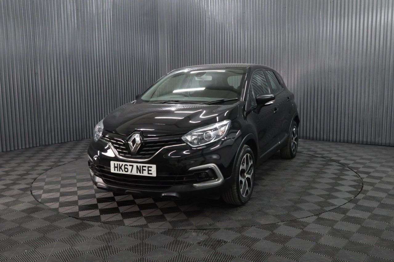 A 2018 RENAULT CAPTUR 1.5 dCi ENERGY Dynamique Nav SUV 5dr Diesel Manual Euro 6 (s/s) (90 ps) SAT A 2018 RENAULT CAPTUR 1.5 dCi ENERGY Dynamique Nav SUV 5dr Diesel Manual Euro 6 (s/s) (90 ps) SAT