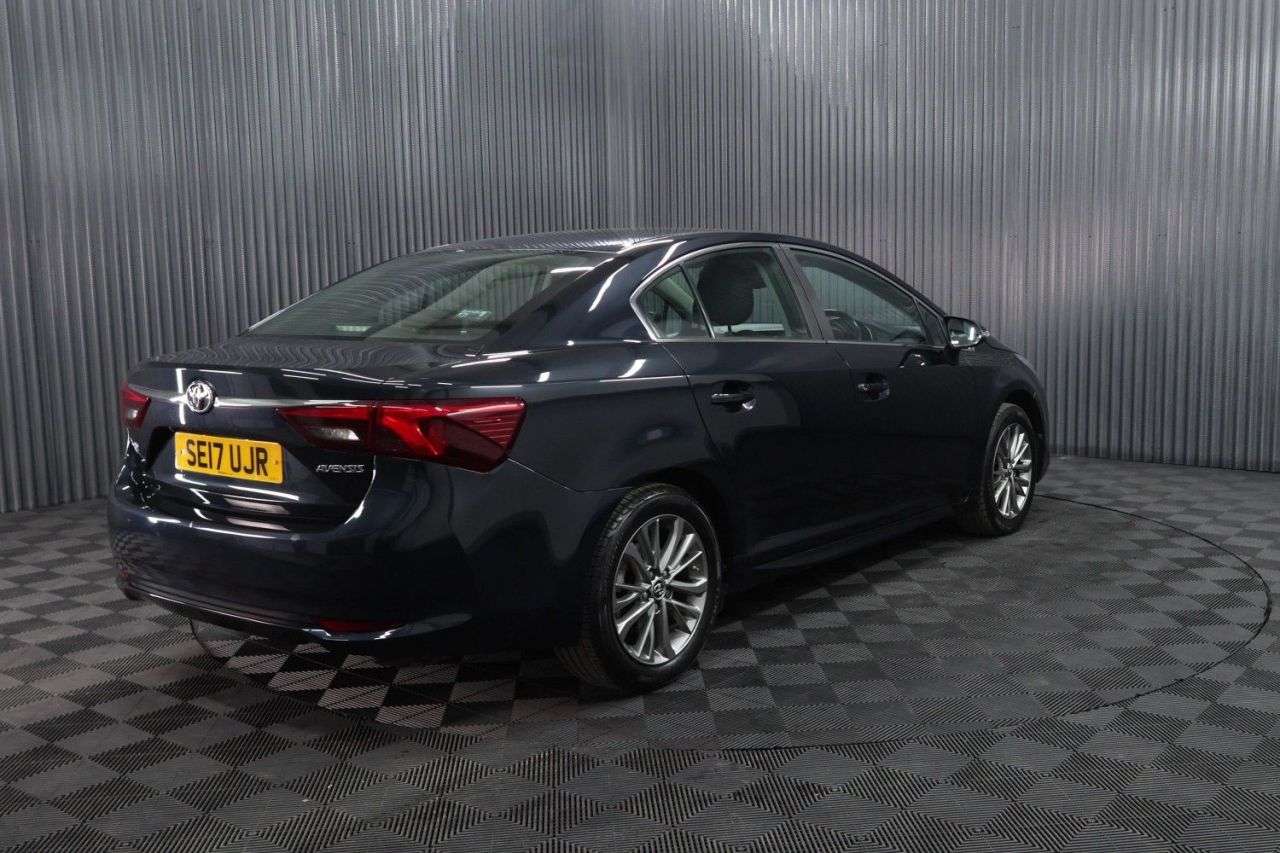 2017 TOYOTA AVENSIS 2017 TOYOTA AVENSIS