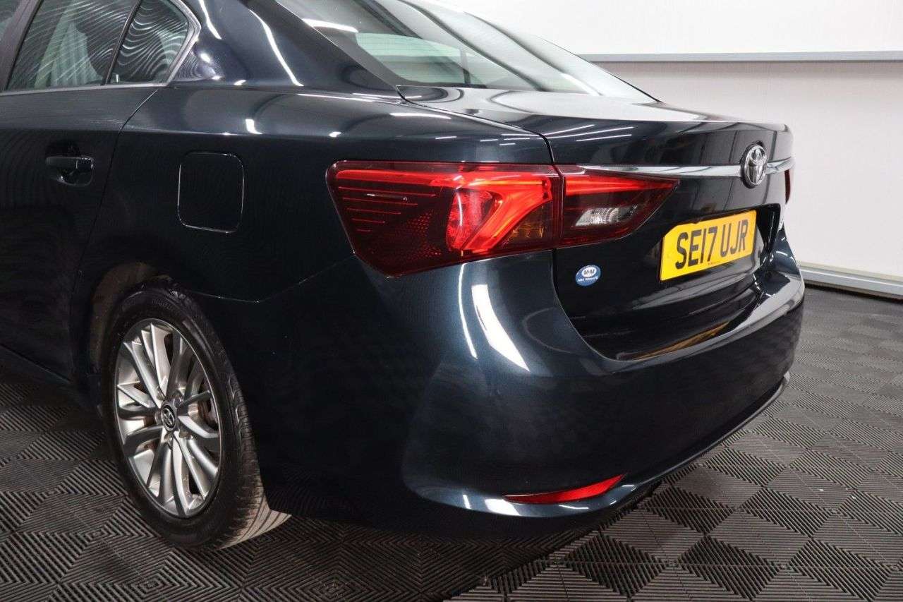 2017 TOYOTA AVENSIS 2017 TOYOTA AVENSIS