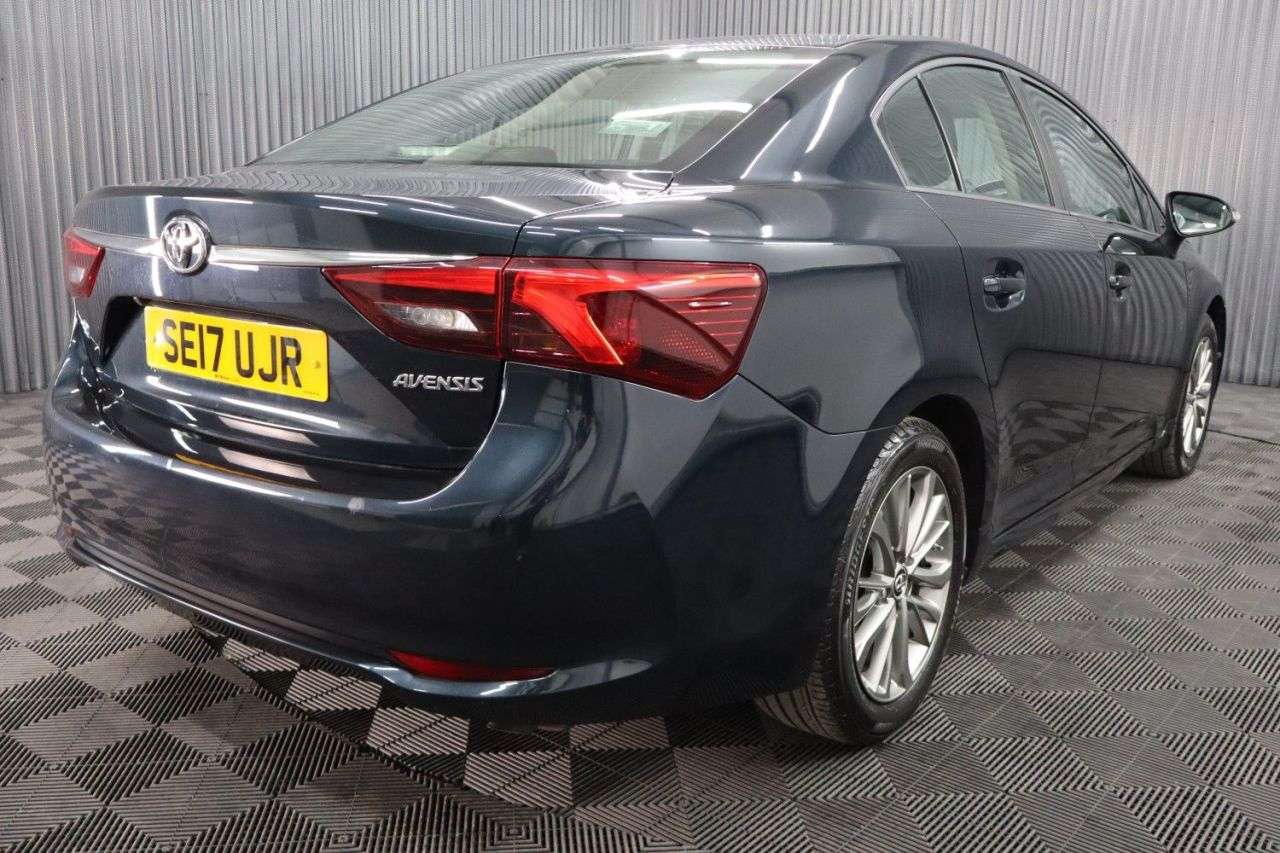 2017 TOYOTA AVENSIS 2017 TOYOTA AVENSIS