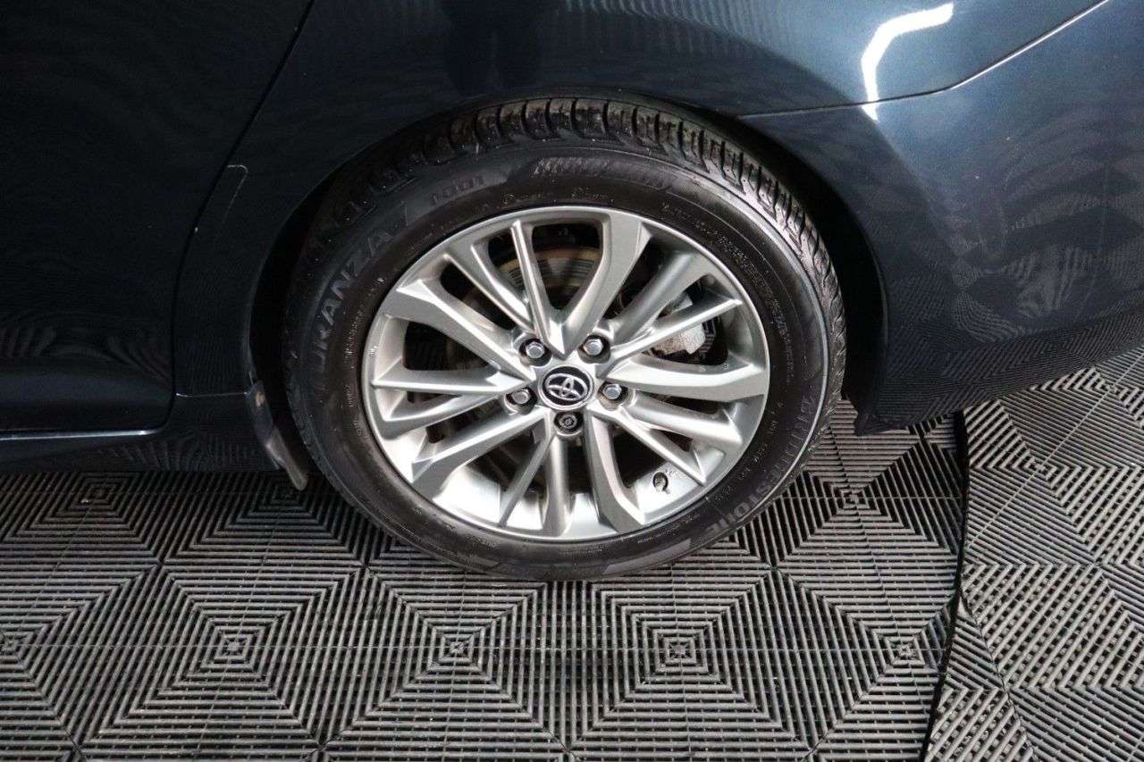 2017 TOYOTA AVENSIS 2017 TOYOTA AVENSIS