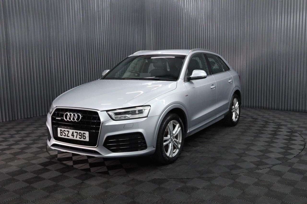 A 2015 AUDI Q3 2.0 TDI S line SUV 5dr Diesel Manual quattro Euro 6 (s/s) (150 ps) HALF LEA A 2015 AUDI Q3 2.0 TDI S line SUV 5dr Diesel Manual quattro Euro 6 (s/s) (150 ps) HALF LEA