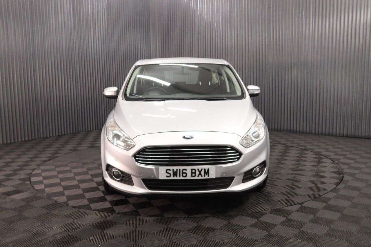 A 2016 FORD S-MAX 2.0 TDCi Zetec MPV 5dr Diesel Manual Euro 6 (120 ps) LONG MOT / SAT NAV / B A 2016 FORD S-MAX 2.0 TDCi Zetec MPV 5dr Diesel Manual Euro 6 (120 ps) LONG MOT / SAT NAV / B