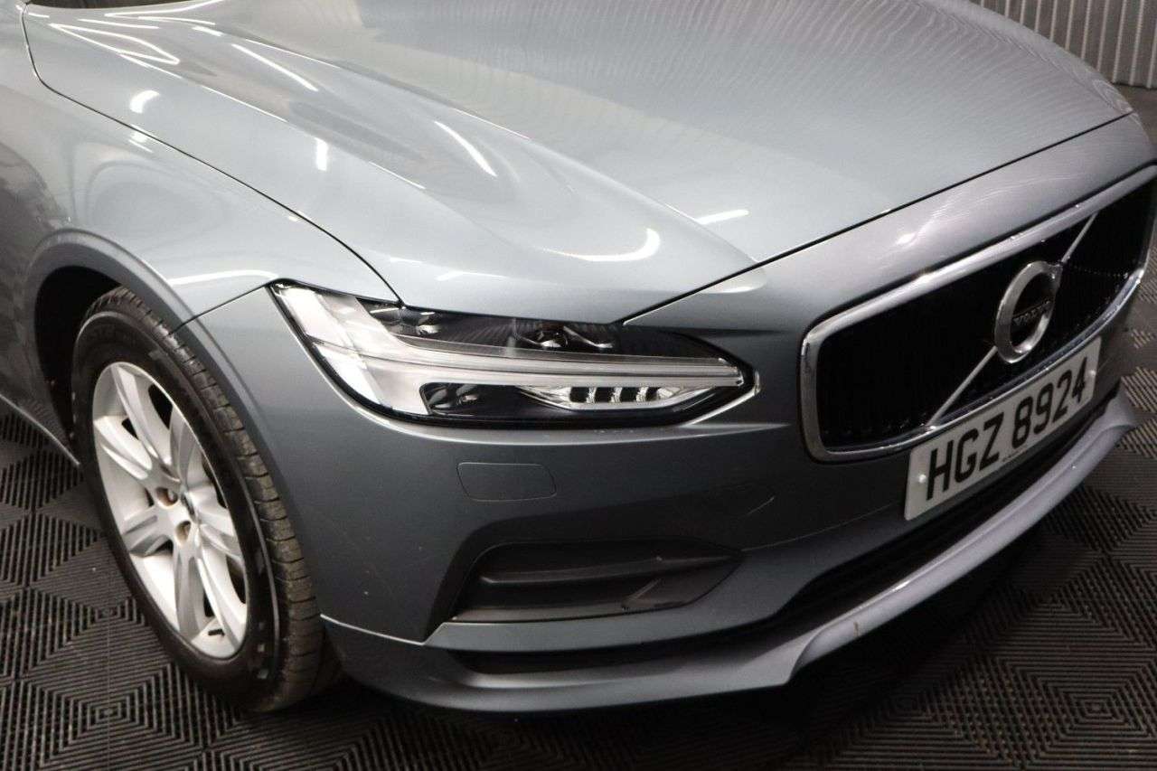 2017 VOLVO S90 2017 VOLVO S90