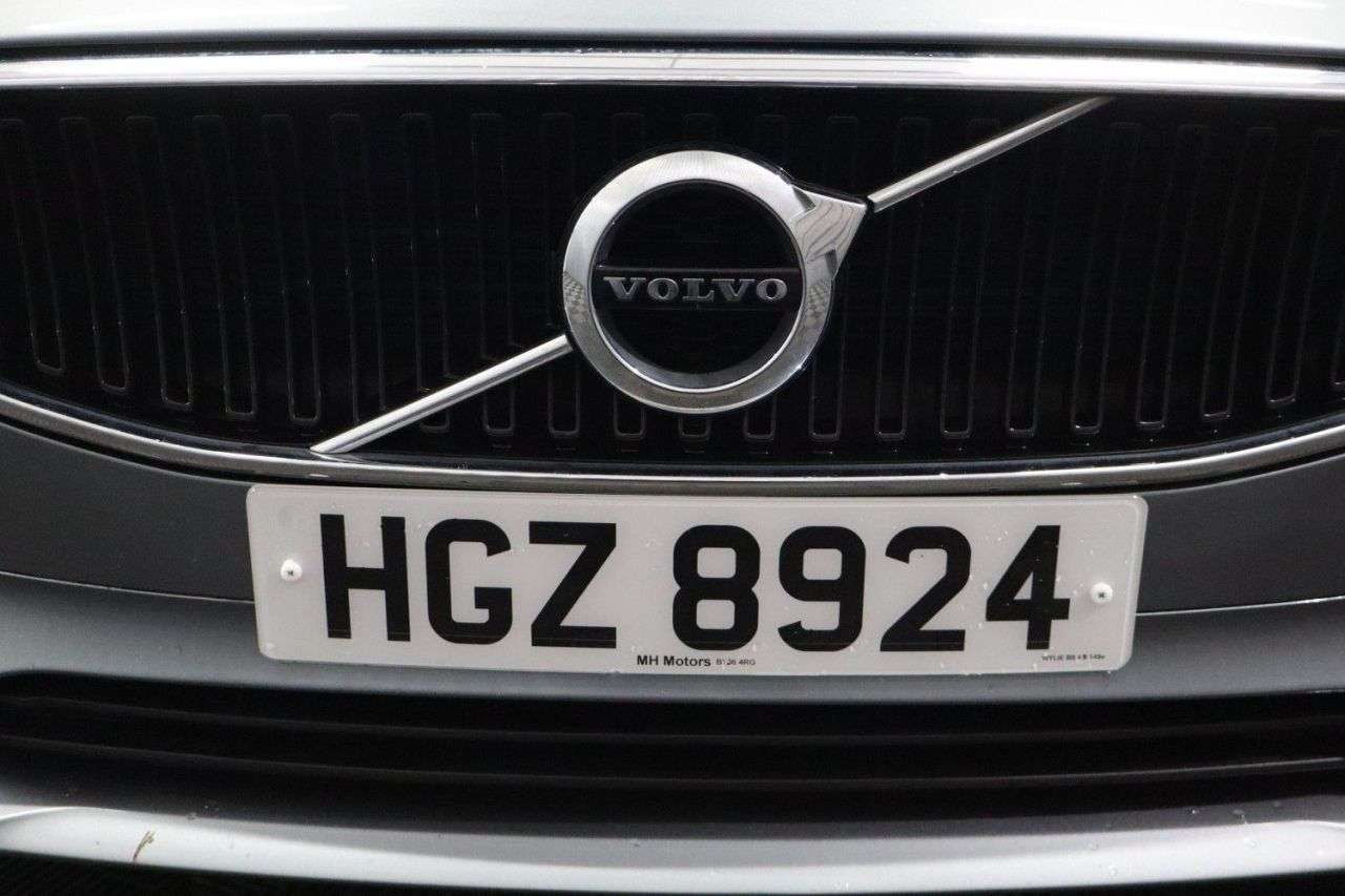 2017 VOLVO S90 2017 VOLVO S90