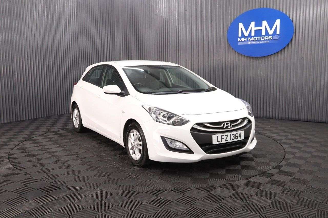 A 2012 HYUNDAI I30 1.4 Active Hatchback 5dr Petrol Manual Euro 5 (100 ps) CRUISE CONTROL / ONL A 2012 HYUNDAI I30 1.4 Active Hatchback 5dr Petrol Manual Euro 5 (100 ps) CRUISE CONTROL / ONL