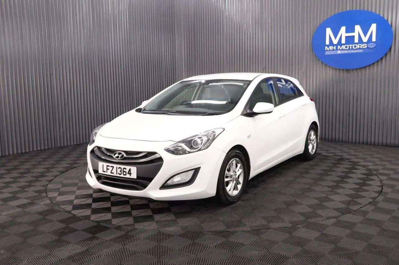 A 2012 HYUNDAI I30 1.4 Active Hatchback 5dr Petrol Manual Euro 5 (100 ps) CRUISE CONTROL / ONL A 2012 HYUNDAI I30 1.4 Active Hatchback 5dr Petrol Manual Euro 5 (100 ps) CRUISE CONTROL / ONL