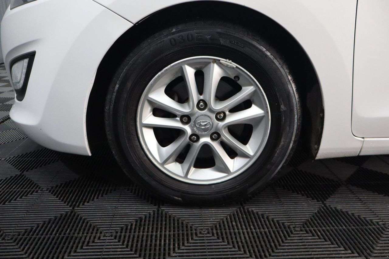 2012 HYUNDAI I30 2012 HYUNDAI I30