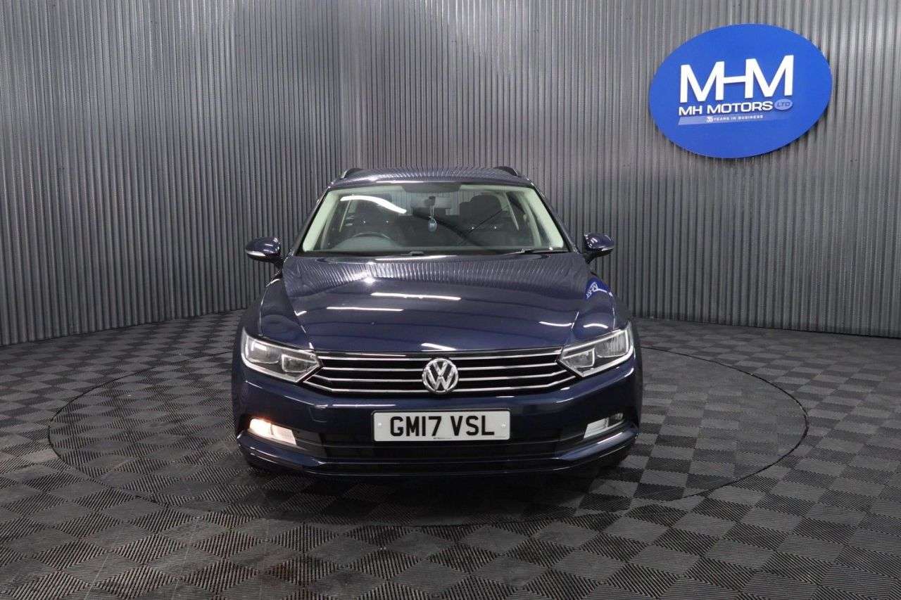 A 2017 VOLKSWAGEN PASSAT 1.6 TDI S Estate 5dr Diesel Manual Euro 6 (s/s) (120 ps) ECONOMICAL 6 SPEED A 2017 VOLKSWAGEN PASSAT 1.6 TDI S Estate 5dr Diesel Manual Euro 6 (s/s) (120 ps) ECONOMICAL 6 SPEED