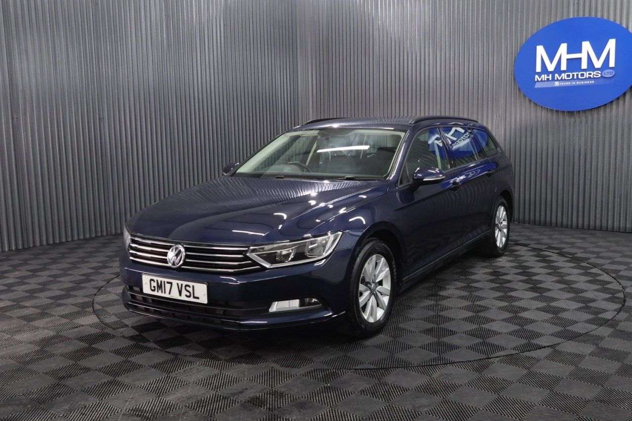 A 2017 VOLKSWAGEN PASSAT 1.6 TDI S Estate 5dr Diesel Manual Euro 6 (s/s) (120 ps) ECONOMICAL 6 SPEED A 2017 VOLKSWAGEN PASSAT 1.6 TDI S Estate 5dr Diesel Manual Euro 6 (s/s) (120 ps) ECONOMICAL 6 SPEED