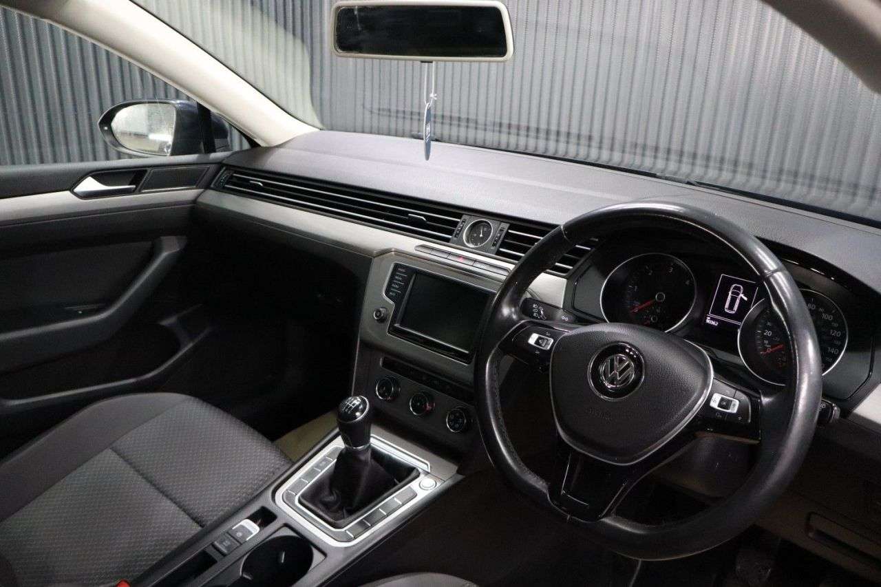 2017 VOLKSWAGEN PASSAT 2017 VOLKSWAGEN PASSAT