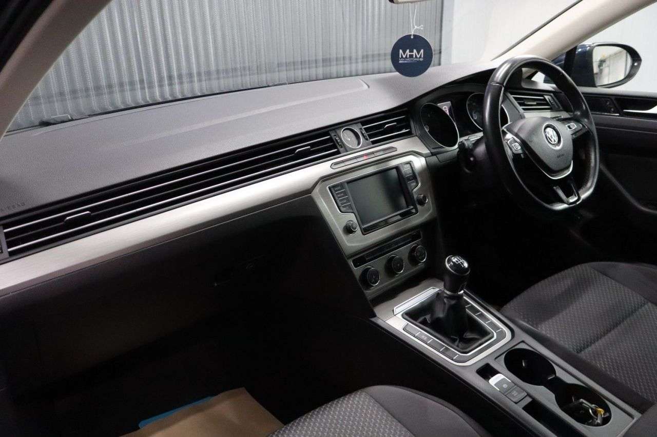 2017 VOLKSWAGEN PASSAT 2017 VOLKSWAGEN PASSAT