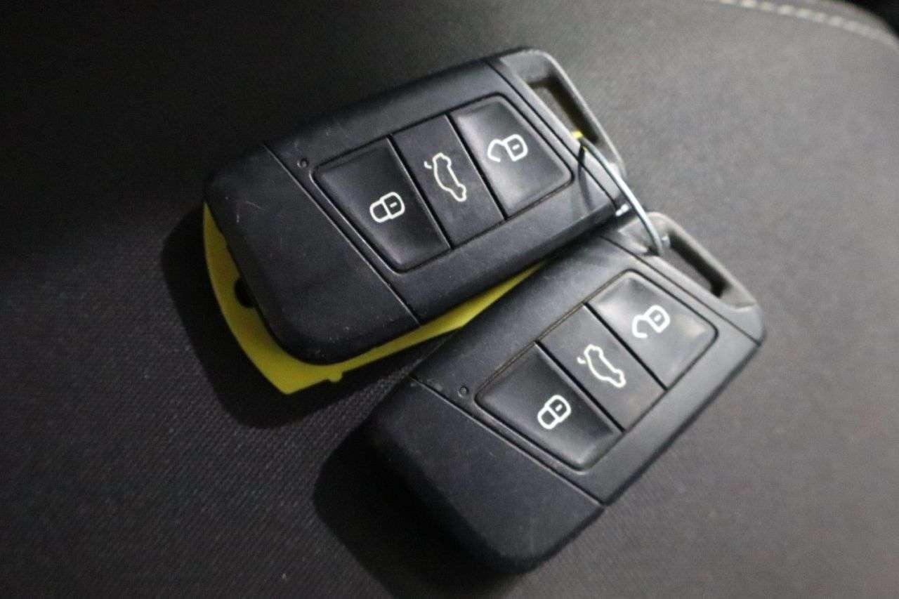 2017 VOLKSWAGEN PASSAT 2017 VOLKSWAGEN PASSAT