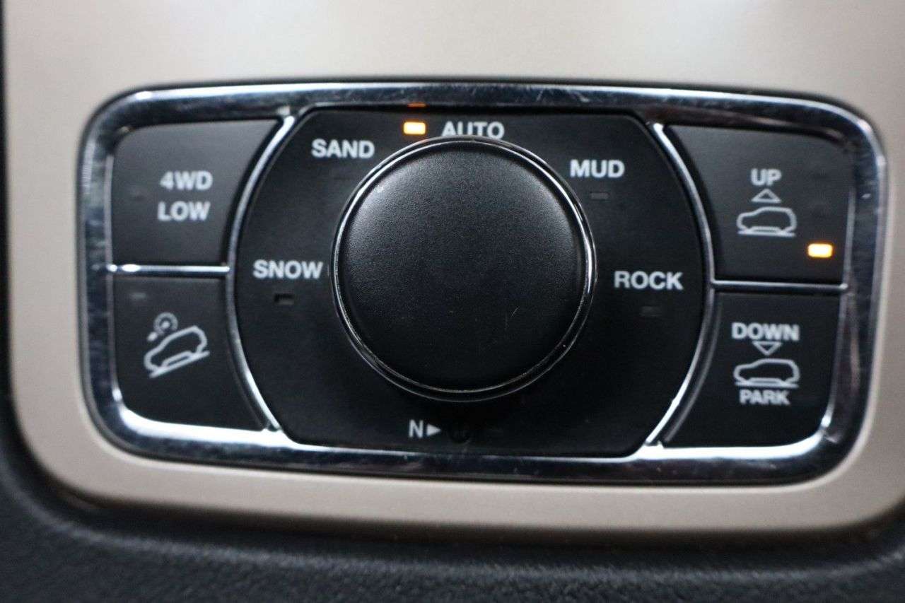 2016 JEEP GRAND CHEROKEE 2016 JEEP GRAND CHEROKEE