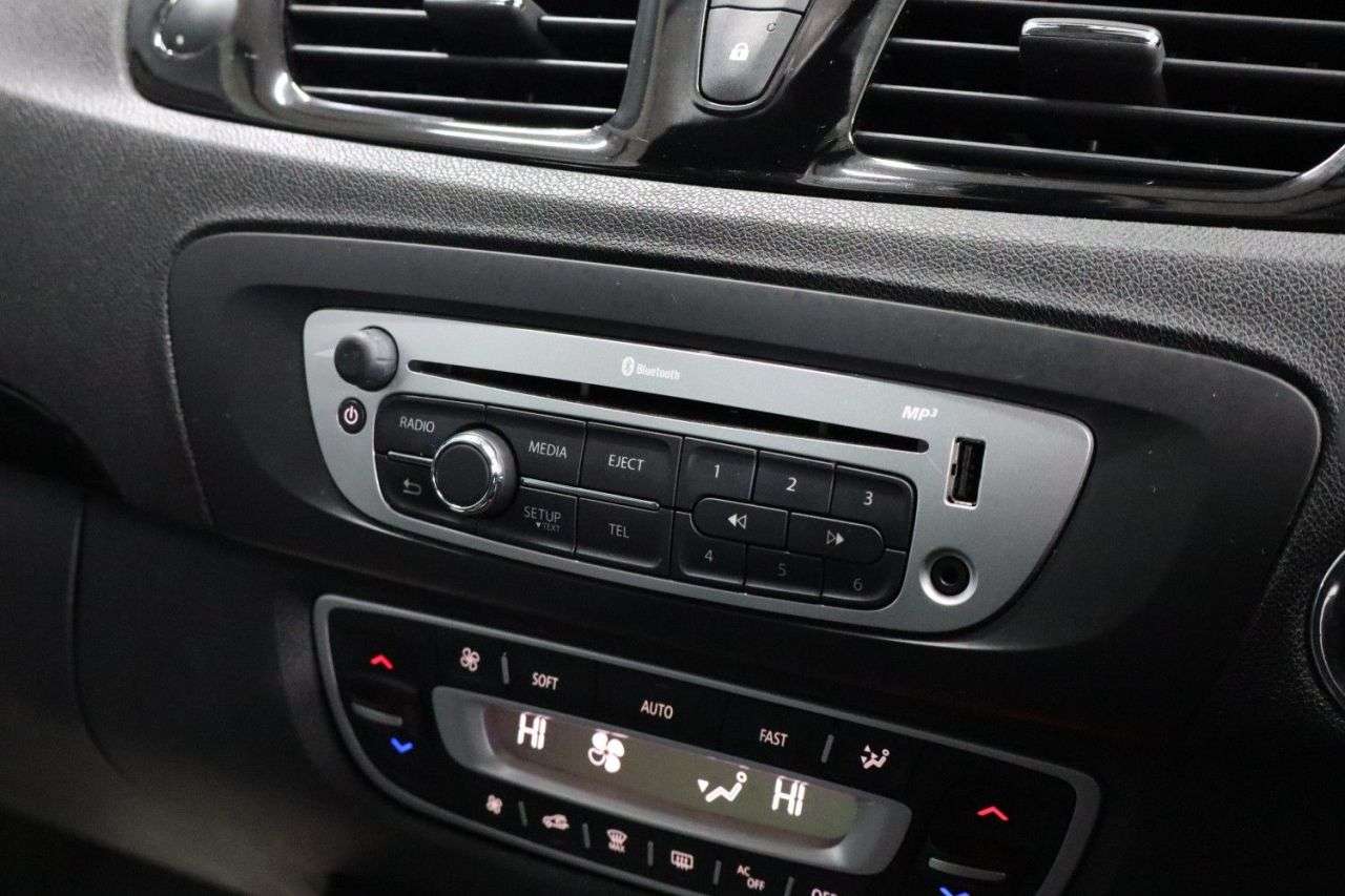 2015 RENAULT SCENIC 2015 RENAULT SCENIC