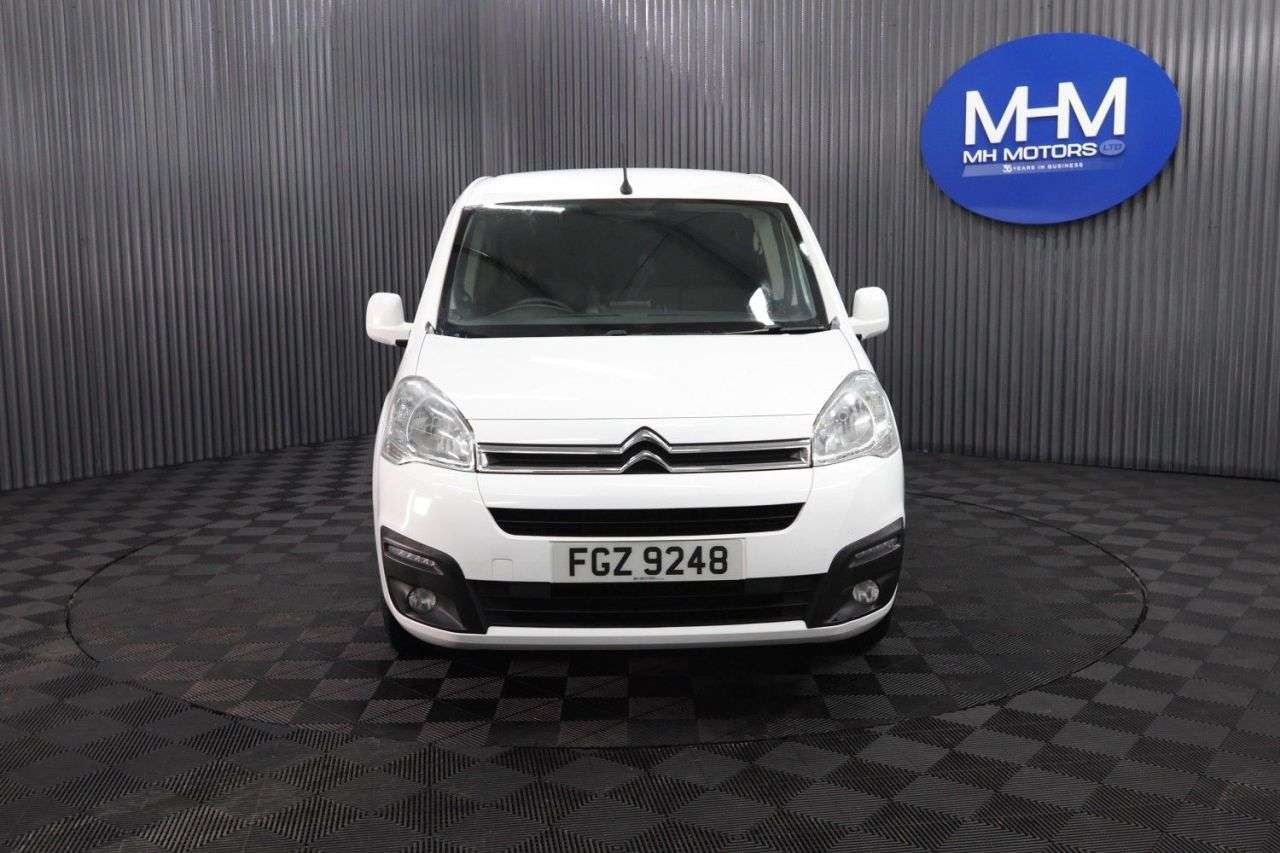 A 2017 CITROEN BERLINGO 1.6 BlueHDi 850 Enterprise Panel Van 5dr Diesel Manual L1 (112 g/km, 100 bh A 2017 CITROEN BERLINGO 1.6 BlueHDi 850 Enterprise Panel Van 5dr Diesel Manual L1 (112 g/km, 100 bh