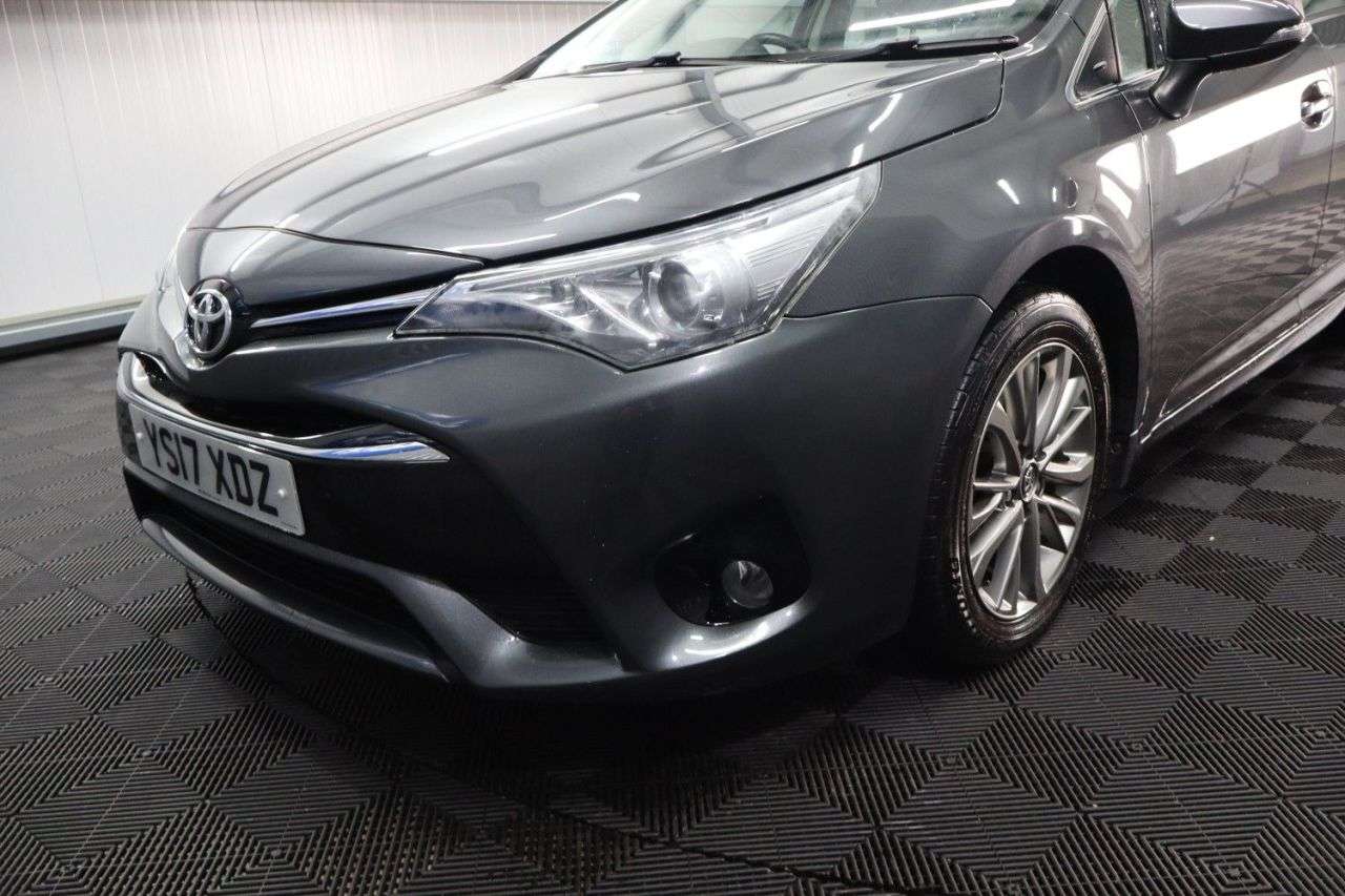 2017 TOYOTA AVENSIS 2017 TOYOTA AVENSIS