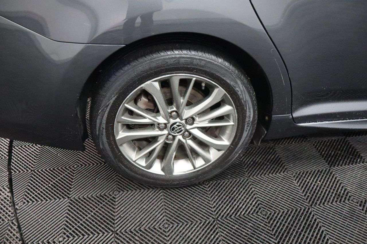 2017 TOYOTA AVENSIS 2017 TOYOTA AVENSIS