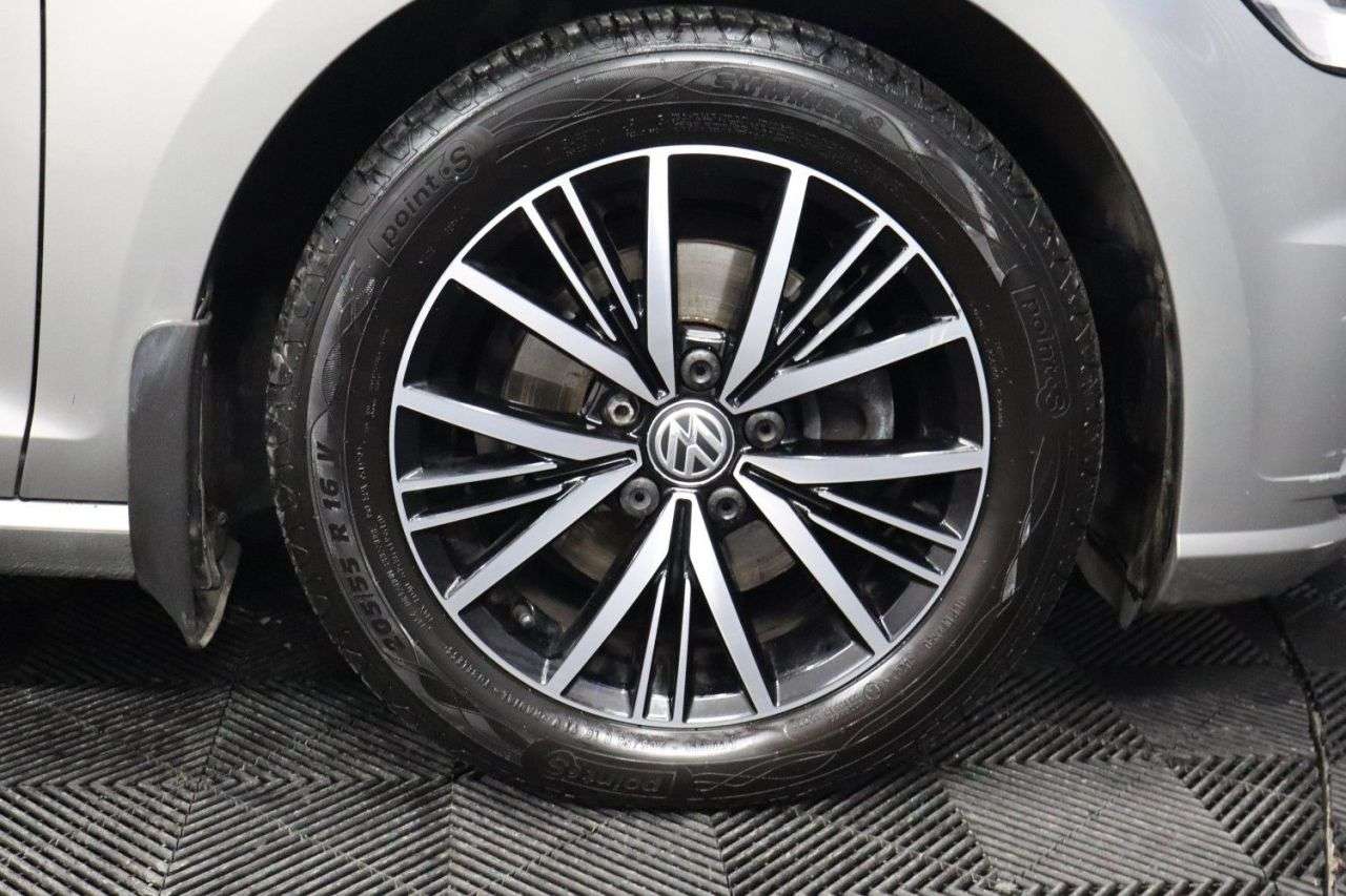 2018 VOLKSWAGEN GOLF 2018 VOLKSWAGEN GOLF