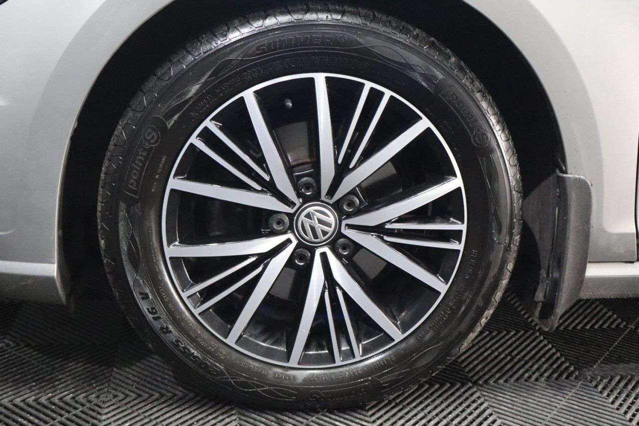 2018 VOLKSWAGEN GOLF 2018 VOLKSWAGEN GOLF