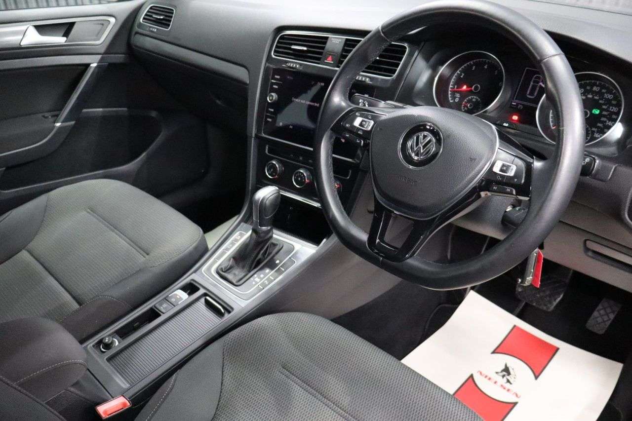 2018 VOLKSWAGEN GOLF 2018 VOLKSWAGEN GOLF