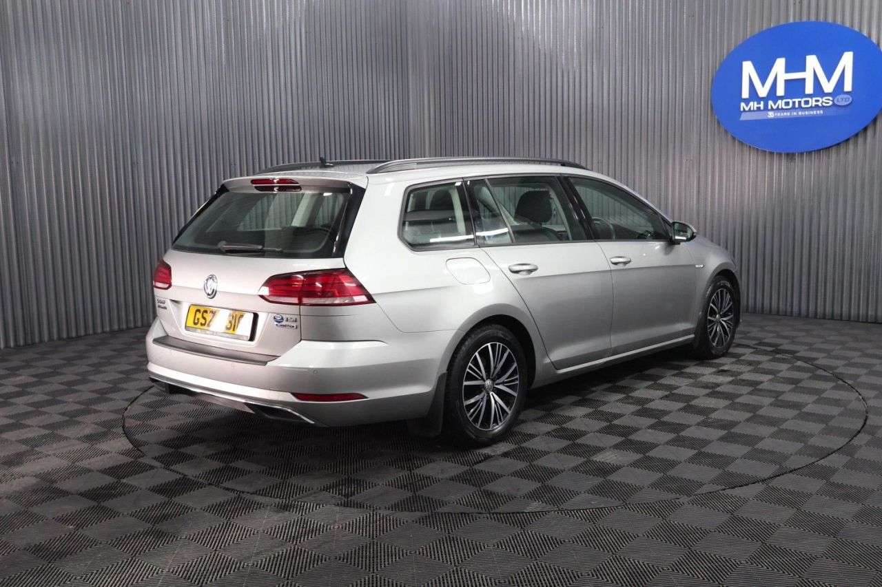 2018 VOLKSWAGEN GOLF 2018 VOLKSWAGEN GOLF