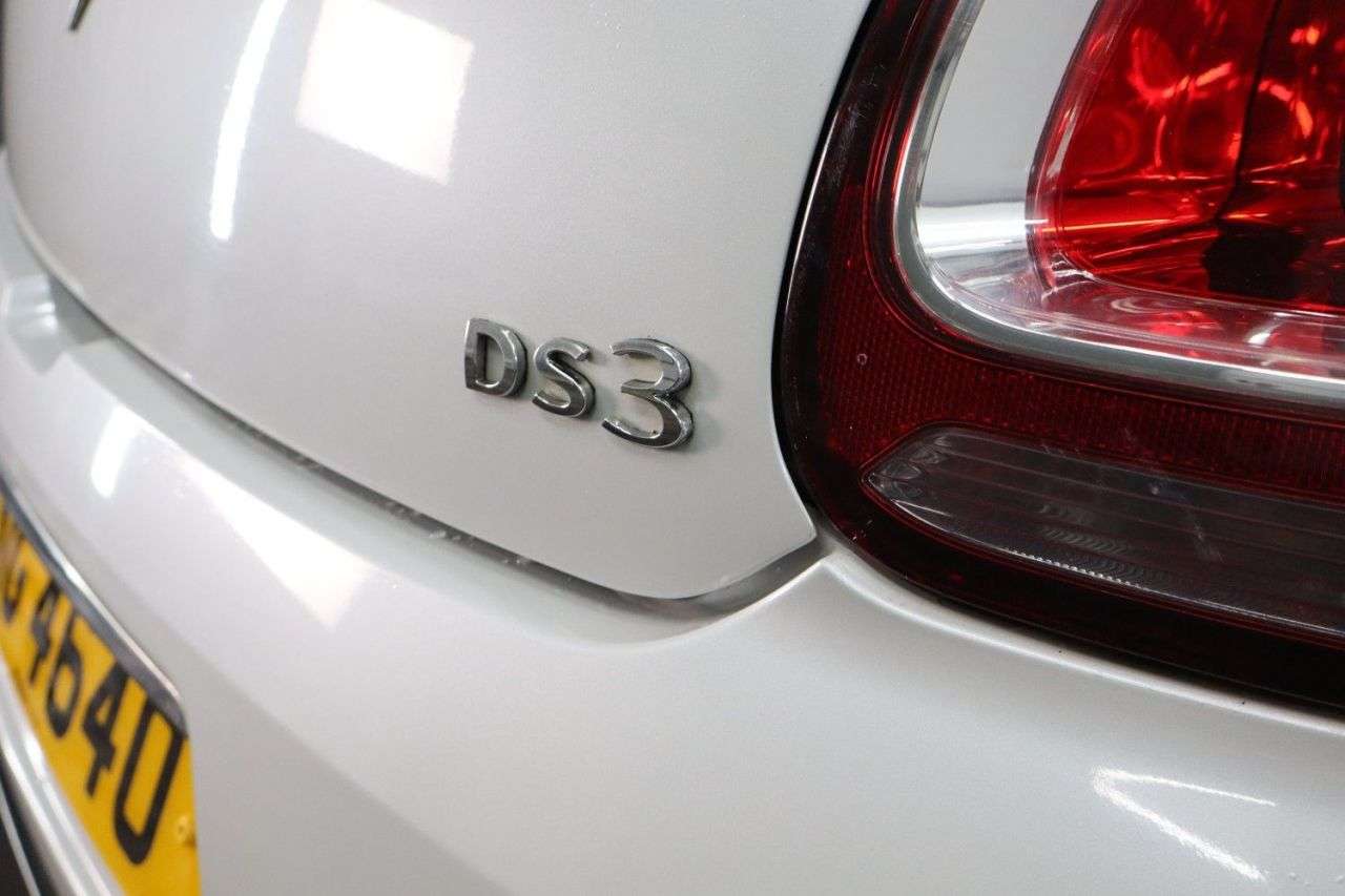 2017 DS AUTOMOBILES DS 3 2017 DS AUTOMOBILES DS 3