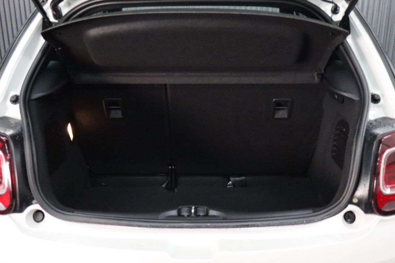 2017 DS AUTOMOBILES DS 3 2017 DS AUTOMOBILES DS 3