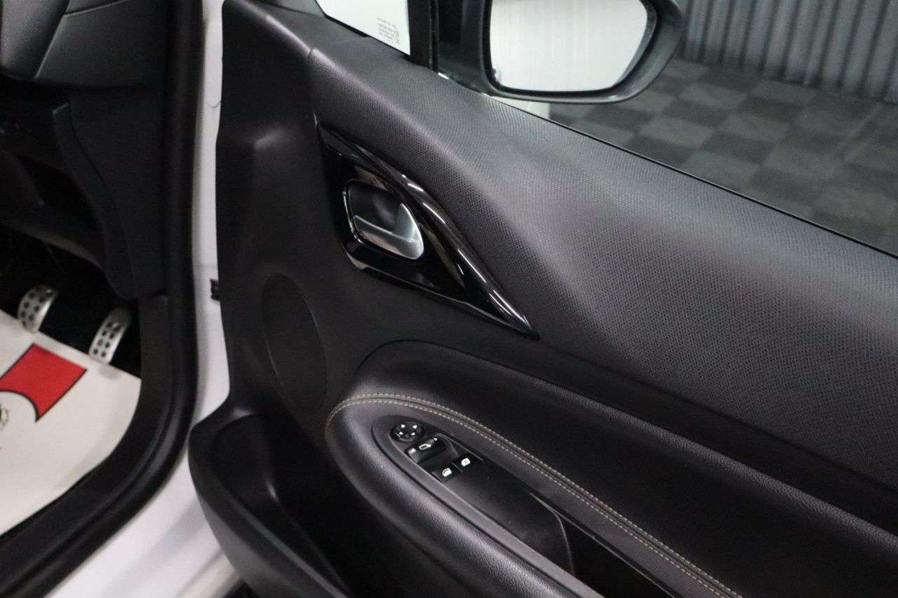 2017 DS AUTOMOBILES DS 3 2017 DS AUTOMOBILES DS 3