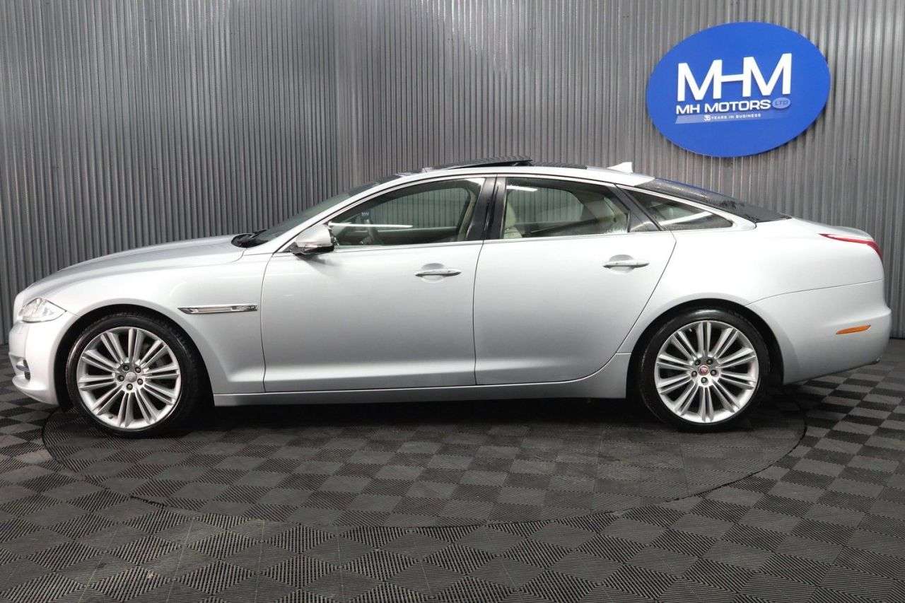 2015 JAGUAR XJ 2015 JAGUAR XJ