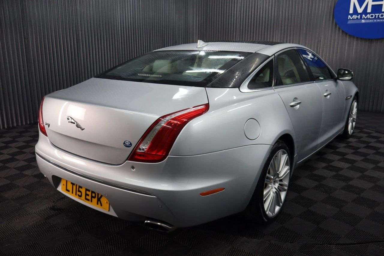 2015 JAGUAR XJ 2015 JAGUAR XJ