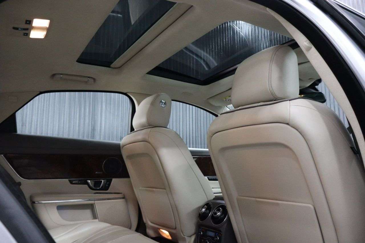 2015 JAGUAR XJ 2015 JAGUAR XJ