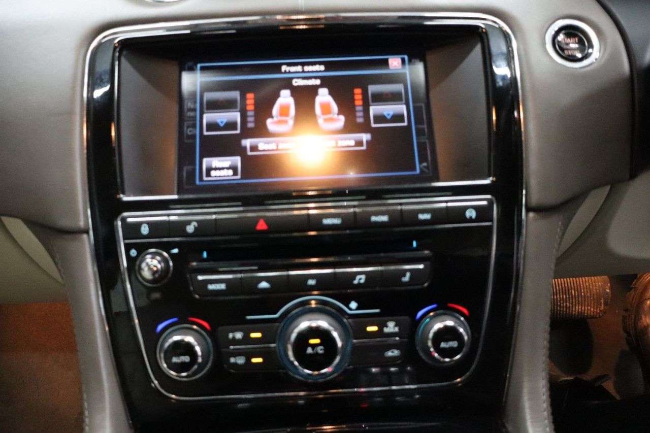 2015 JAGUAR XJ 2015 JAGUAR XJ