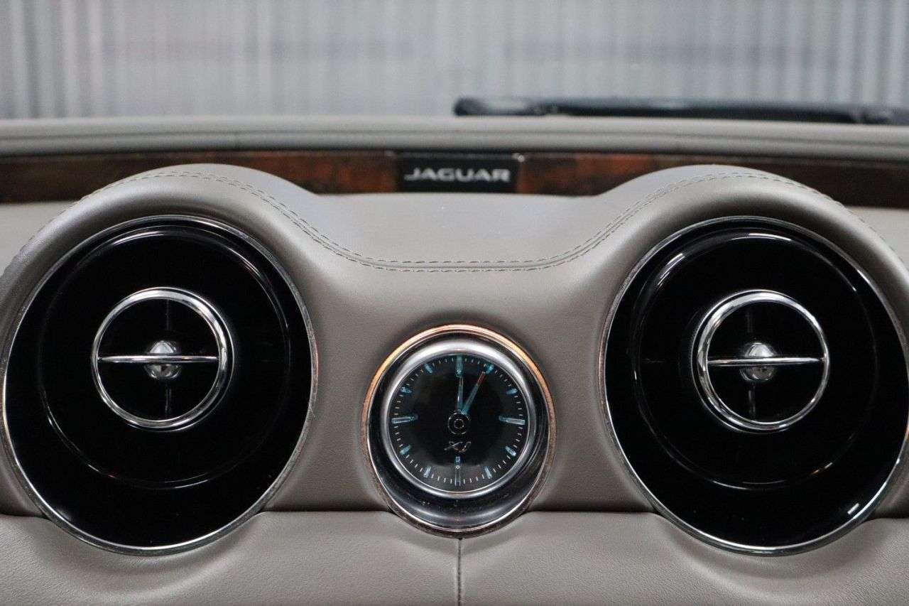 2015 JAGUAR XJ 2015 JAGUAR XJ