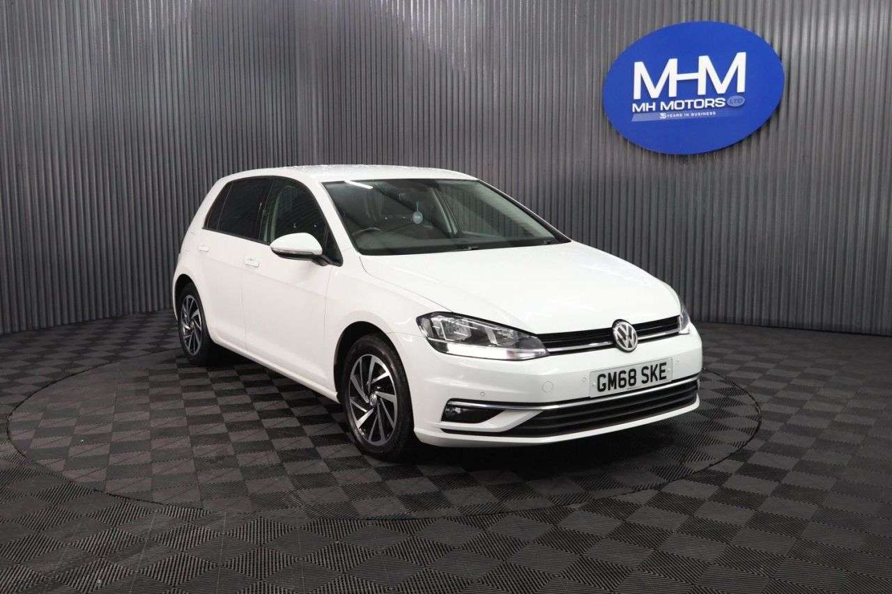 A 2019 VOLKSWAGEN GOLF 1.6 TDI Match Hatchback 5dr Diesel Manual Euro 6 (s/s) (115 ps) LONG MOT / A 2019 VOLKSWAGEN GOLF 1.6 TDI Match Hatchback 5dr Diesel Manual Euro 6 (s/s) (115 ps) LONG MOT /