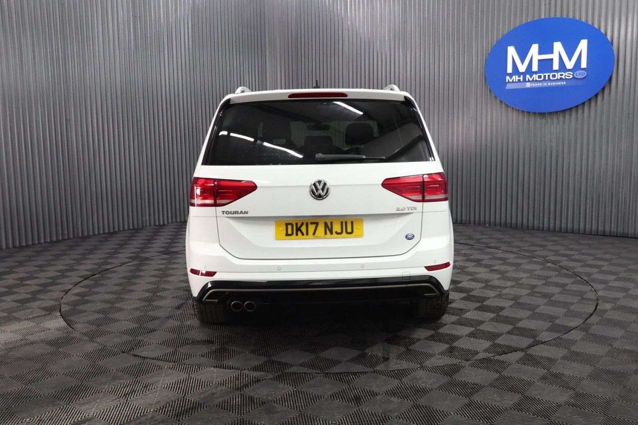 2017 VOLKSWAGEN TOURAN 2017 VOLKSWAGEN TOURAN