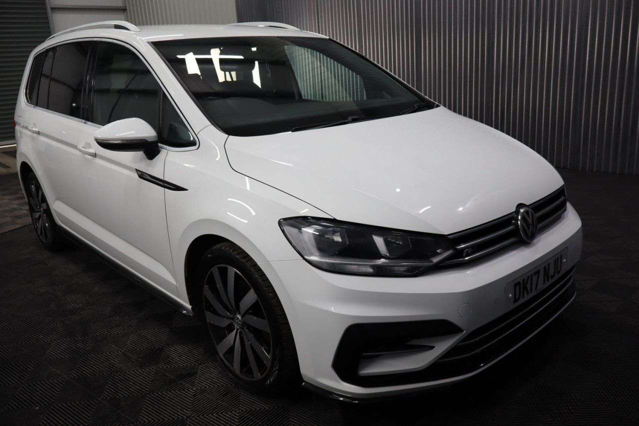 2017 VOLKSWAGEN TOURAN 2017 VOLKSWAGEN TOURAN