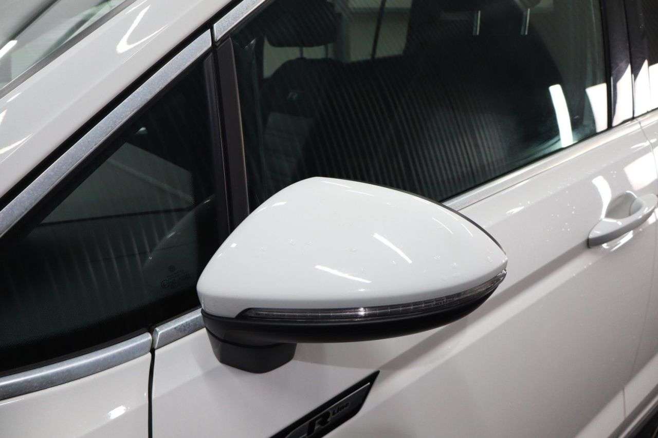 2017 VOLKSWAGEN TOURAN 2017 VOLKSWAGEN TOURAN