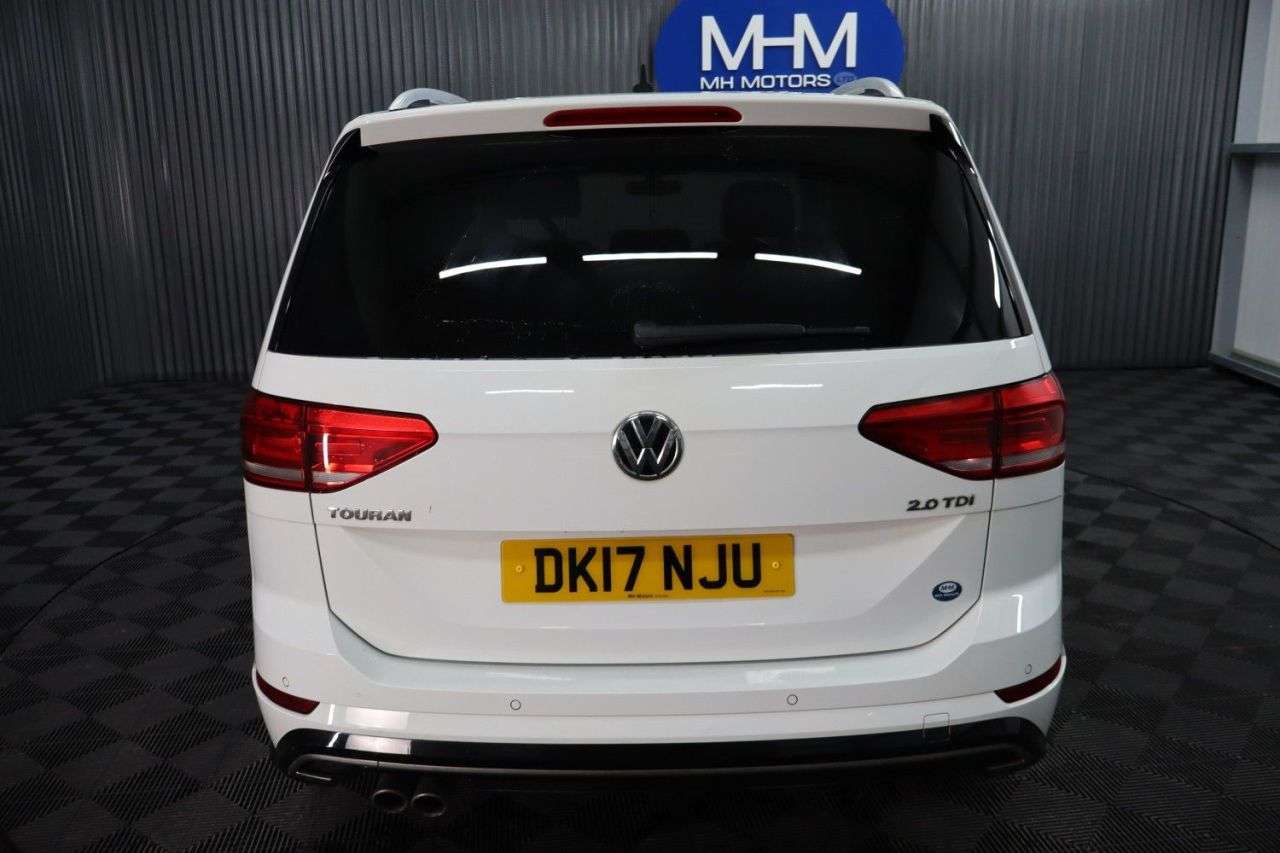 2017 VOLKSWAGEN TOURAN 2017 VOLKSWAGEN TOURAN