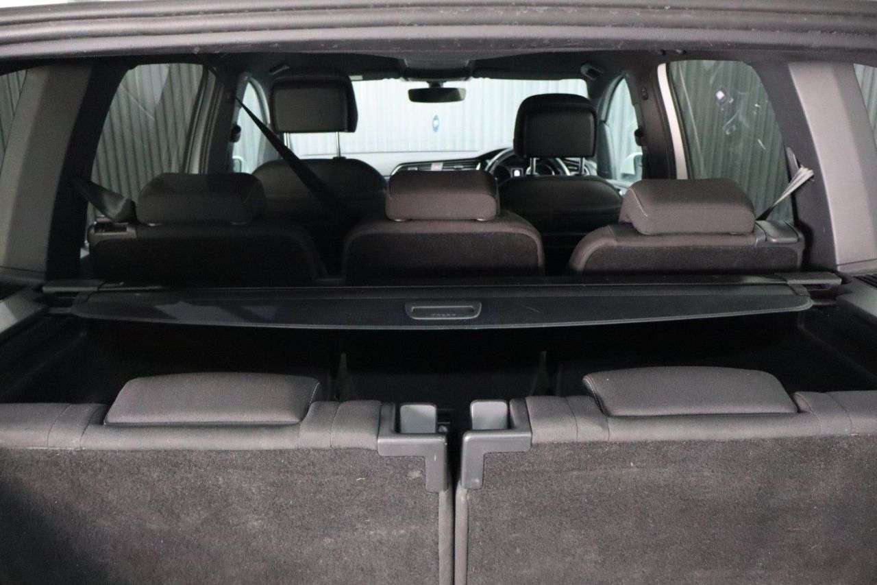 2017 VOLKSWAGEN TOURAN 2017 VOLKSWAGEN TOURAN
