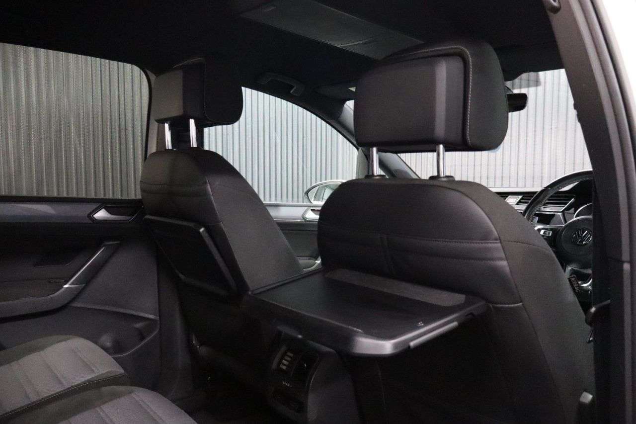 2017 VOLKSWAGEN TOURAN 2017 VOLKSWAGEN TOURAN