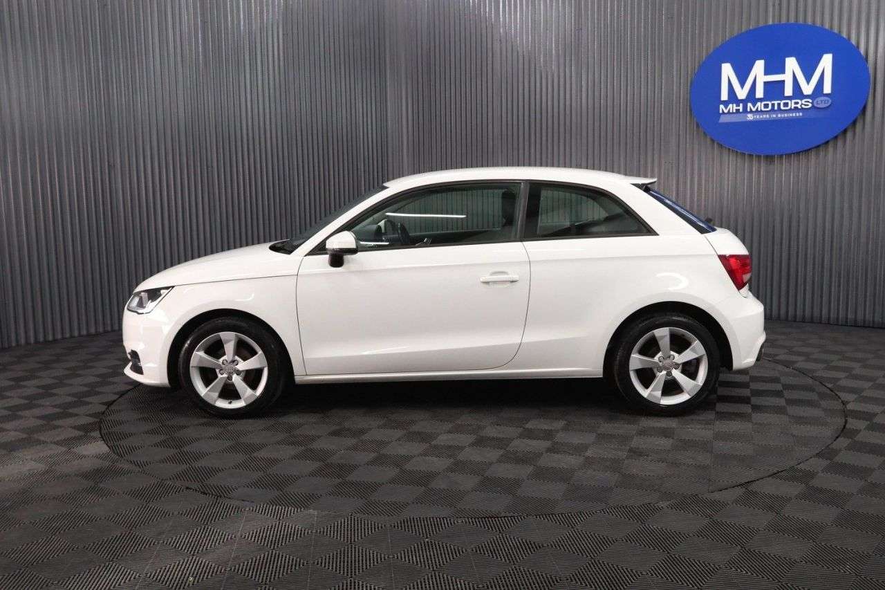 2017 AUDI A1 2017 AUDI A1