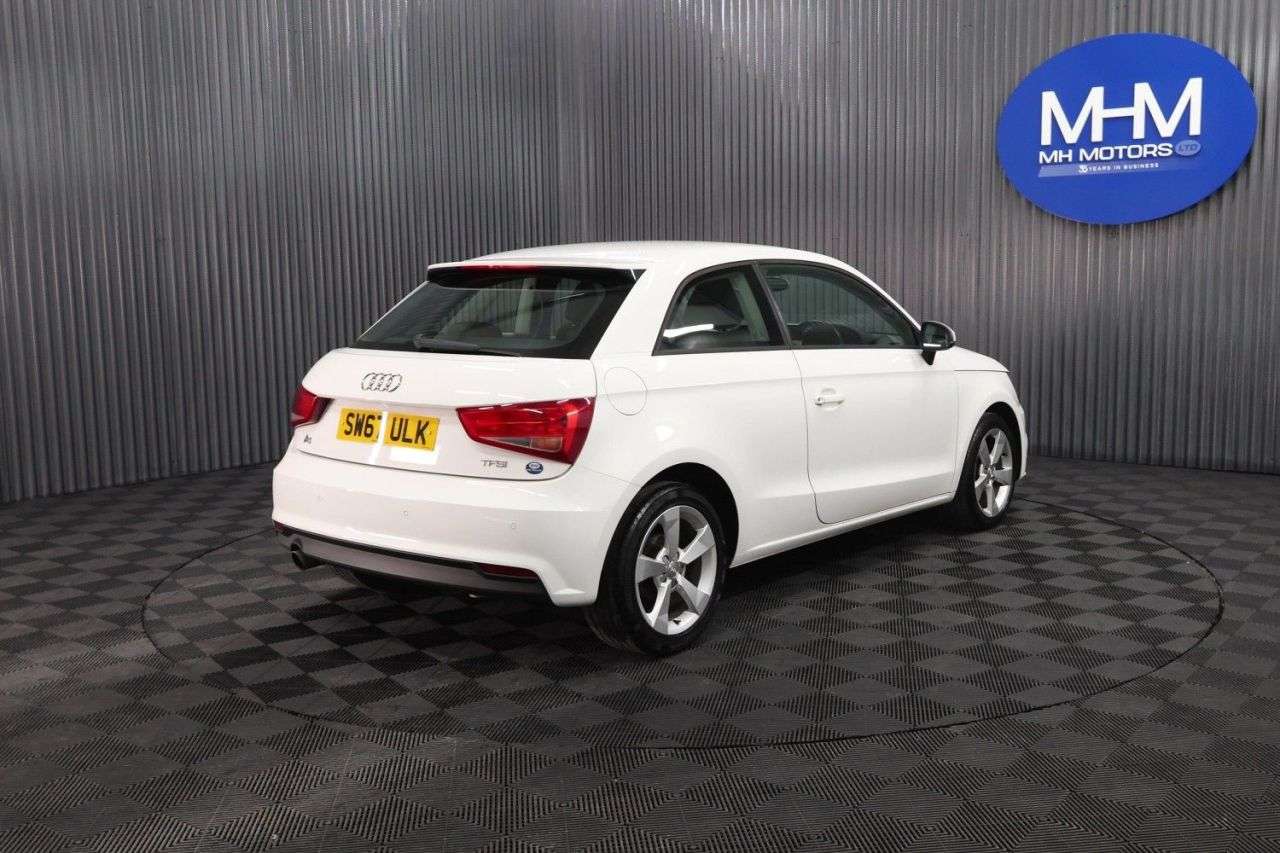 2017 AUDI A1 2017 AUDI A1