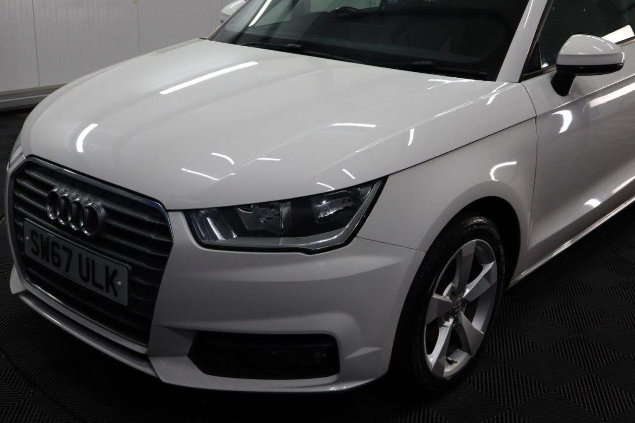 2017 AUDI A1 2017 AUDI A1