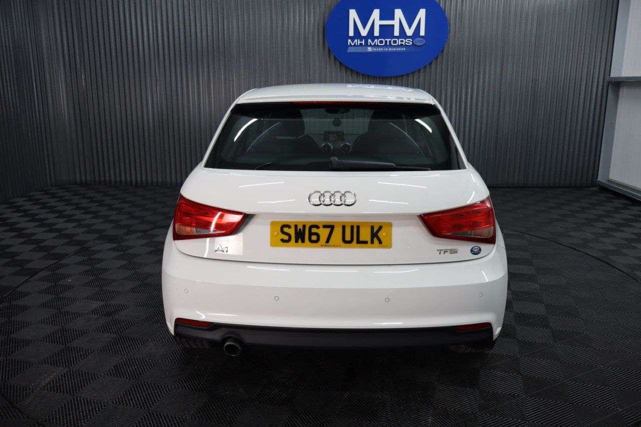 2017 AUDI A1 2017 AUDI A1