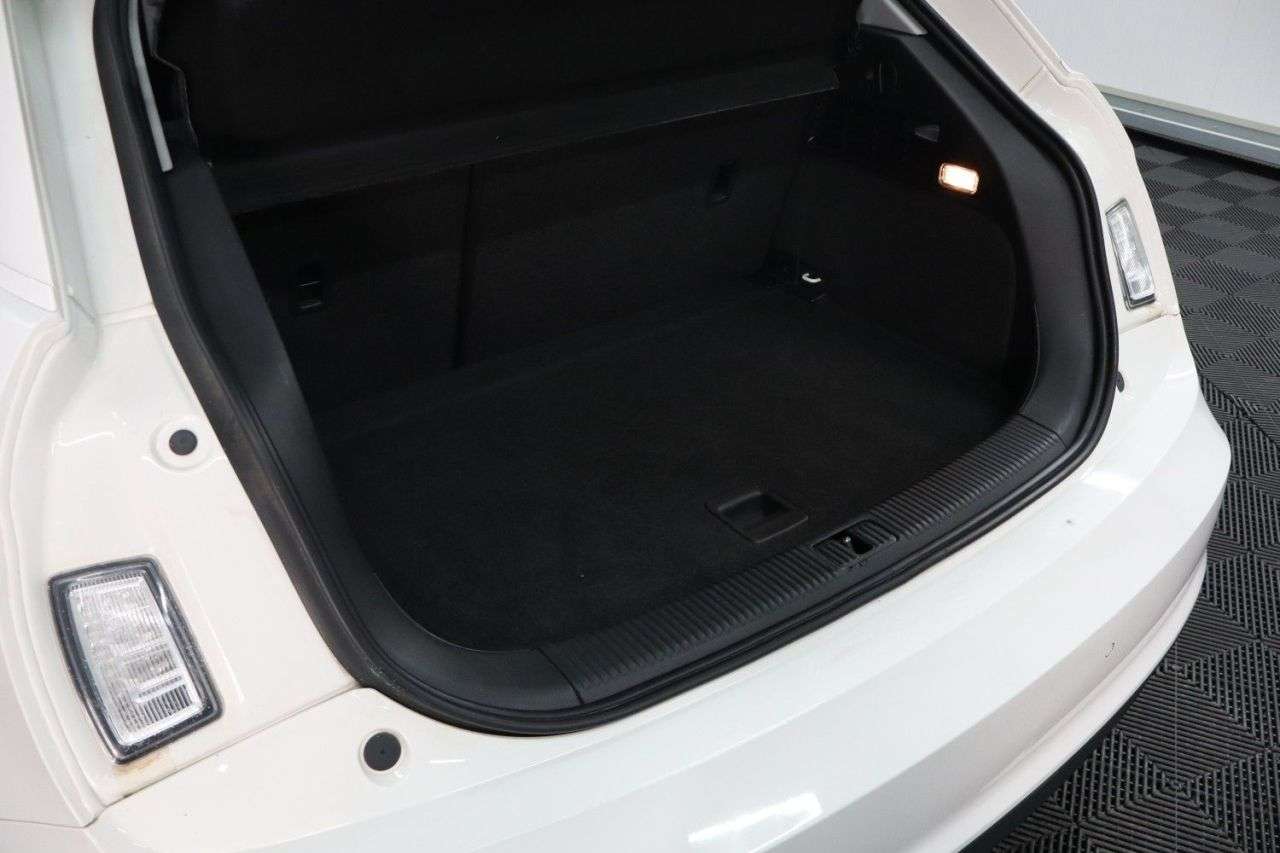 2017 AUDI A1 2017 AUDI A1